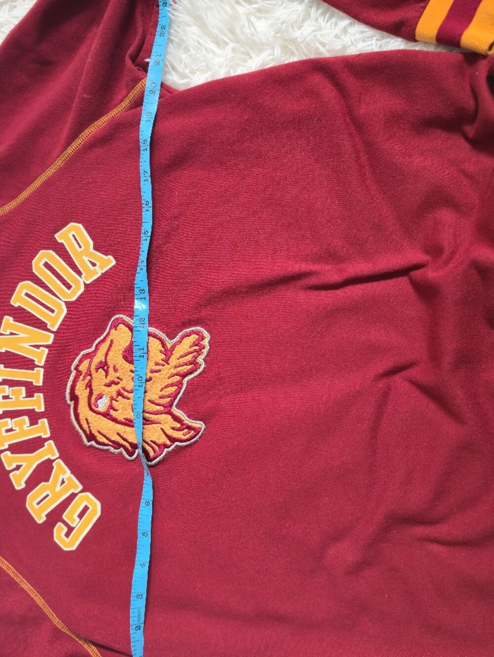 Harry‎ Potter Gryffindor Red And Gold Crewneck Sweatshirt - Picture 8 of 11